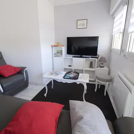 Un Appartement Sur La Marina De St-Gilles Saint-Gilles-Croix-de-Vie Exterior photo